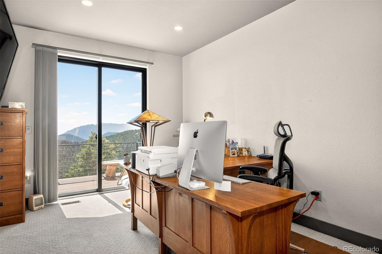 Manitou Springs, Colorado, 80829, United States, 4 Bedrooms Bedrooms, ,3 BathroomsBathrooms,Residential,Active,1933732