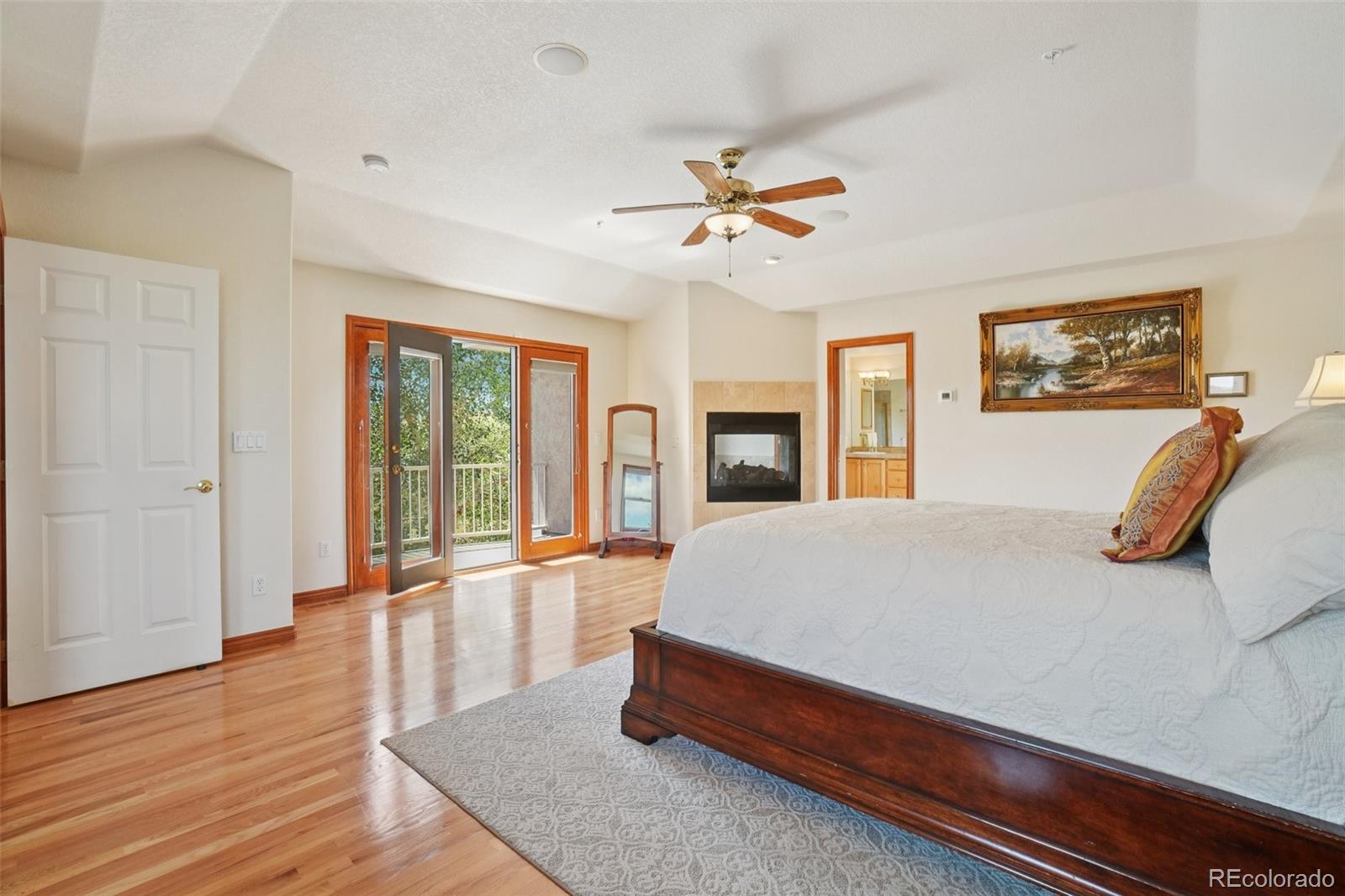 Larkspur, Colorado, 80118, United States, 5 Bedrooms Bedrooms, ,5 BathroomsBathrooms,Residential,Active,1914586