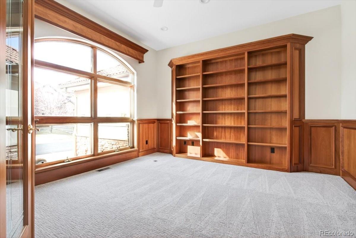 Lone Tree, Colorado, 80124, United States, 4 Bedrooms Bedrooms, ,5 BathroomsBathrooms,Residential,Active,2017434