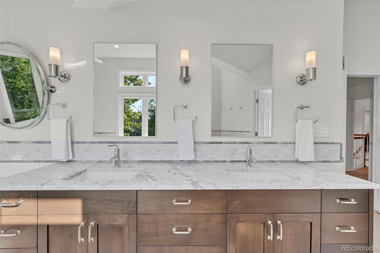 Boulder, Colorado, 80304, United States, 4 Bedrooms Bedrooms, ,5 BathroomsBathrooms,Residential,Active,1944028