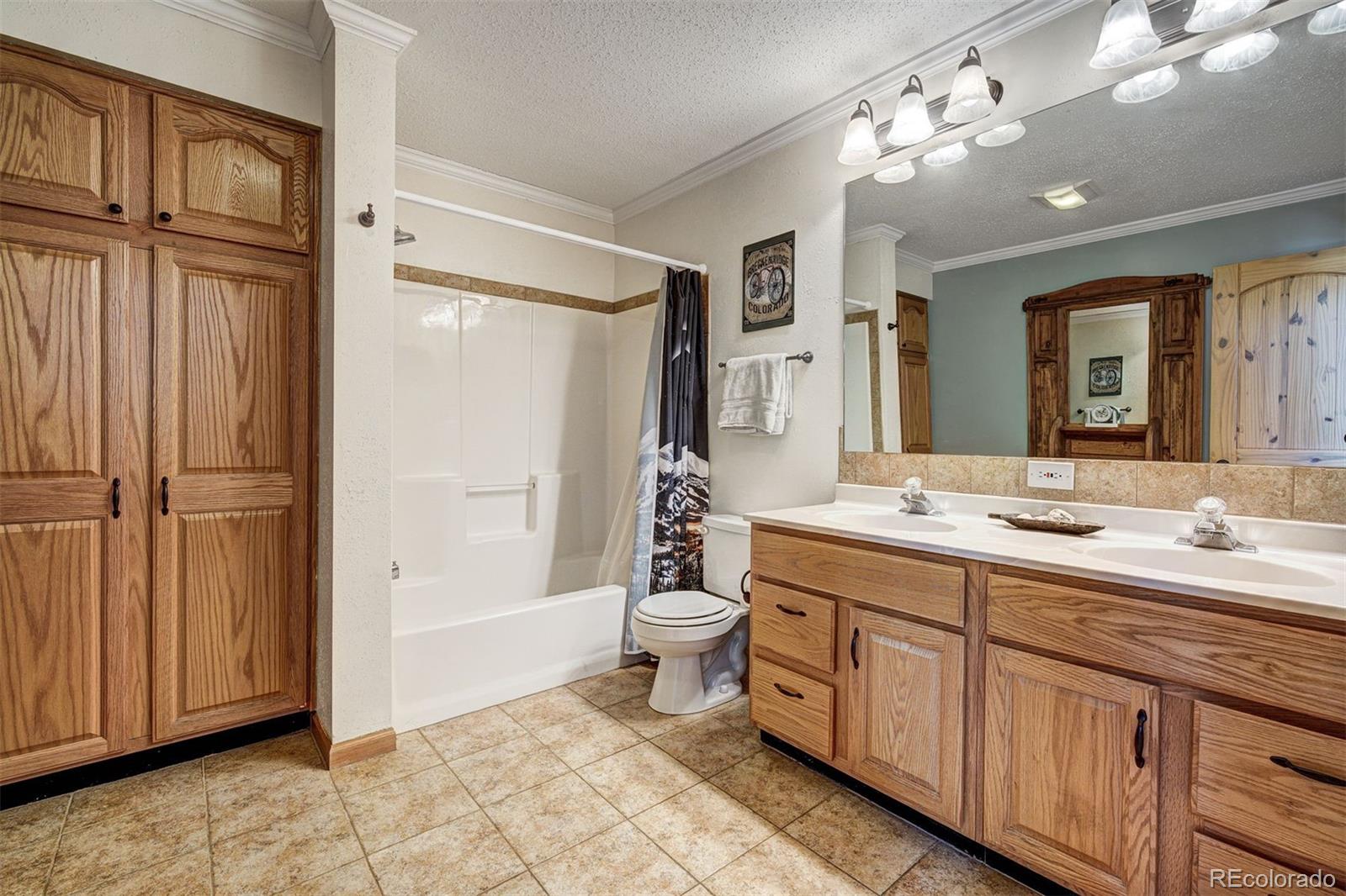 Breckenridge, Colorado, 80424, United States, 6 Bedrooms Bedrooms, ,5 BathroomsBathrooms,Residential,Active,1944016