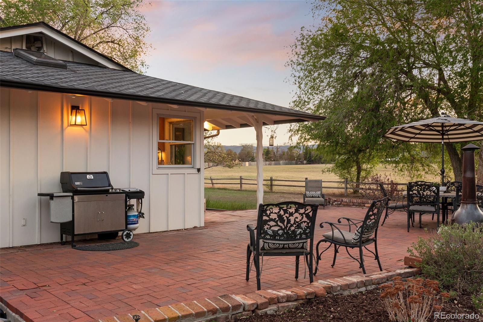 Littleton, Colorado, 80123, United States, 4 Bedrooms Bedrooms, ,3 BathroomsBathrooms,Residential,Active,2045011