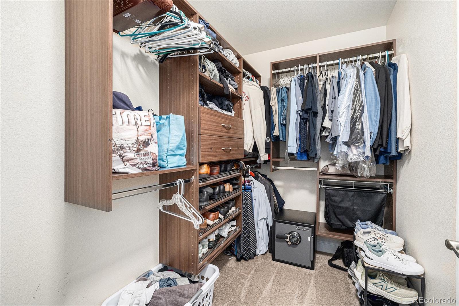 Arvada, Colorado, 80403, United States, 4 Bedrooms Bedrooms, ,5 BathroomsBathrooms,Residential,Active,1952068