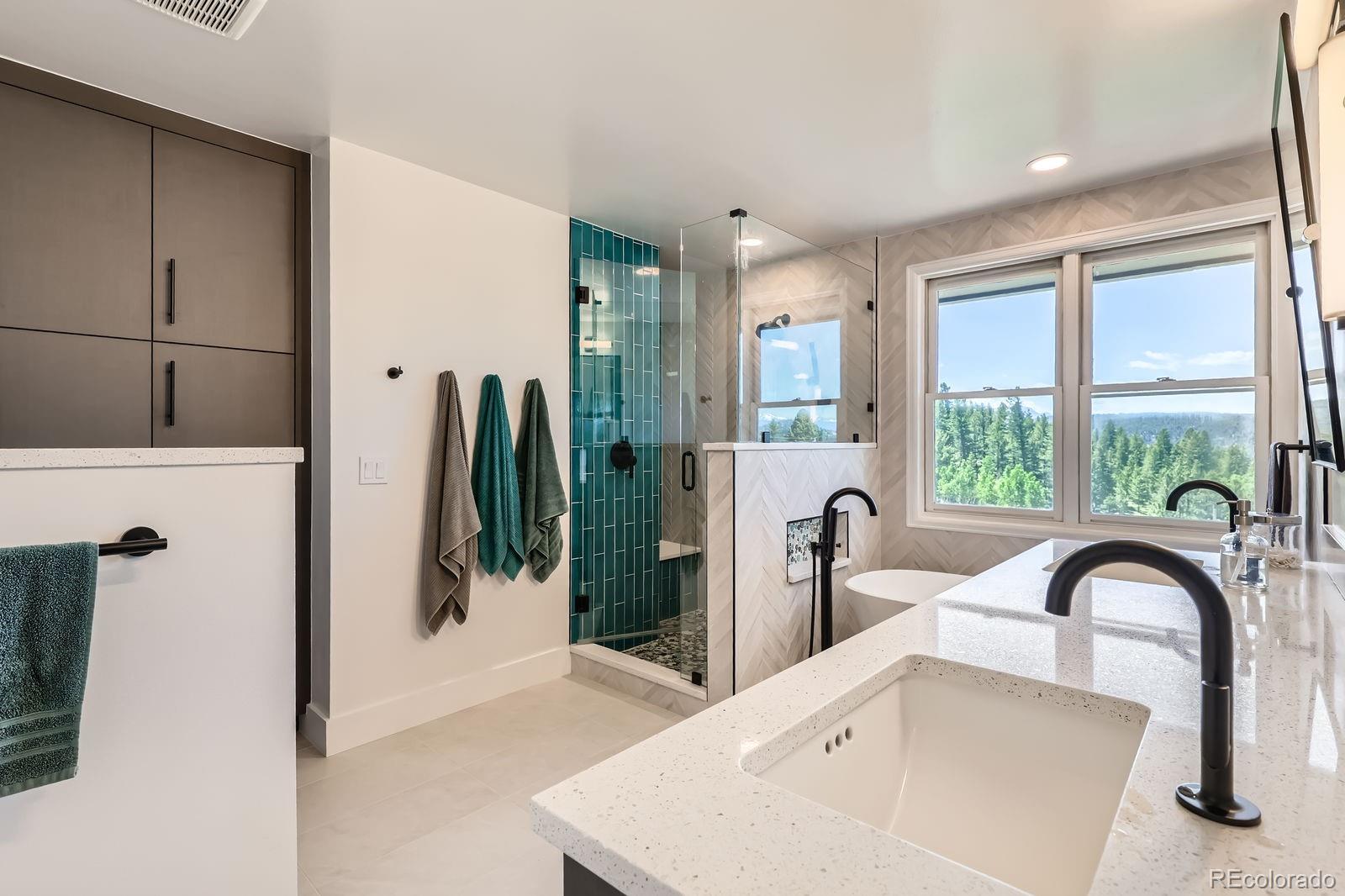 Boulder, Colorado, 80302, United States, 4 Bedrooms Bedrooms, ,3 BathroomsBathrooms,Residential,Active,1944047