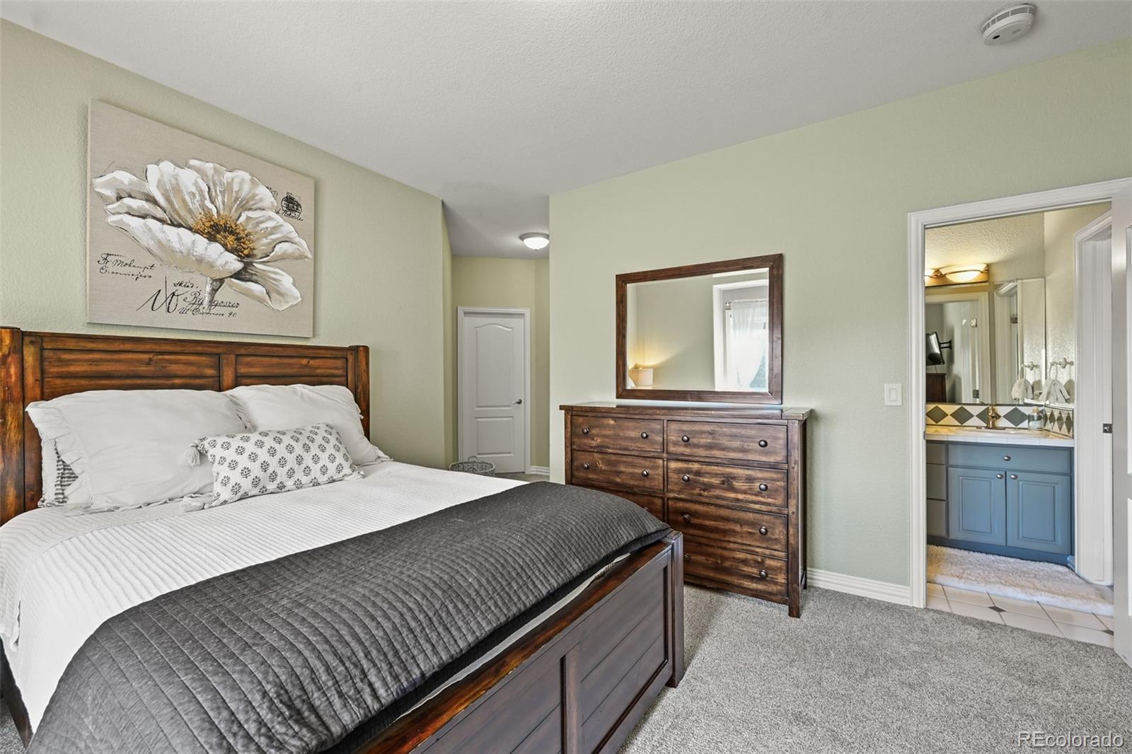 Castle Rock, Colorado, 80108, United States, 5 Bedrooms Bedrooms, ,5 BathroomsBathrooms,Residential,Active,1929658