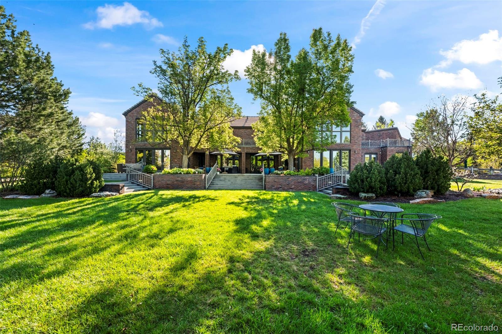 Niwot, Colorado, 80503, United States, 4 Bedrooms Bedrooms, ,7 BathroomsBathrooms,Residential,Active,2033352