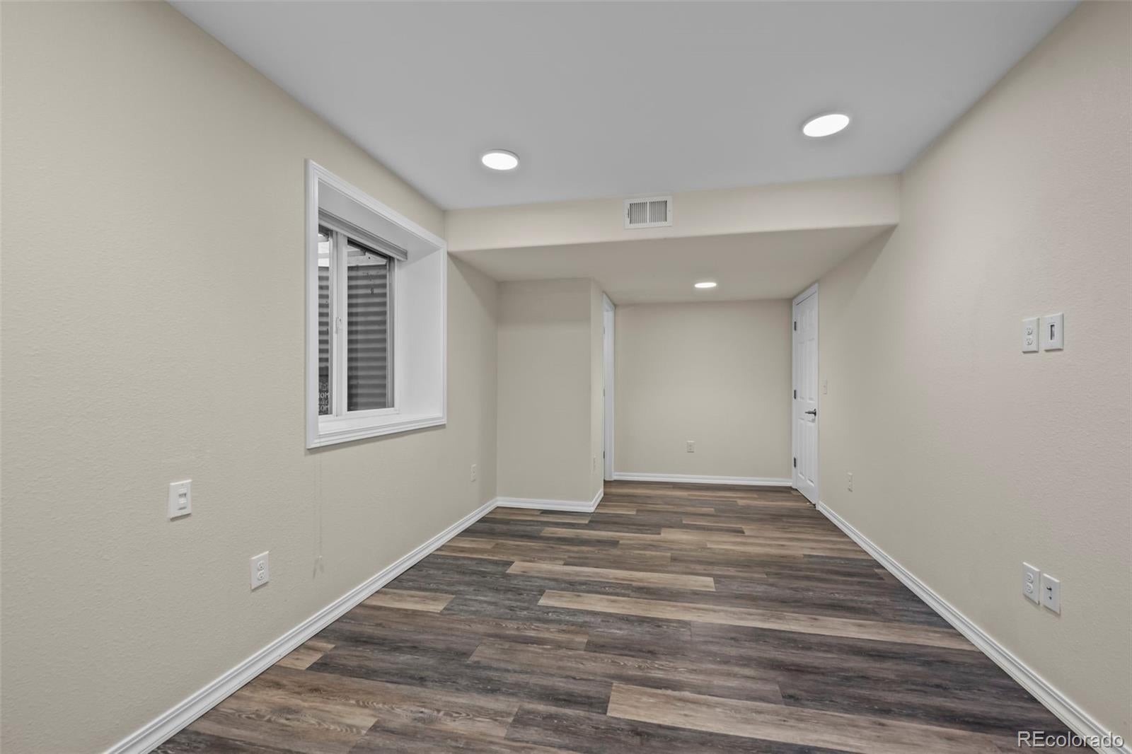 Boulder, Colorado, 80304, United States, 4 Bedrooms Bedrooms, ,4 BathroomsBathrooms,Residential,Active,1944088