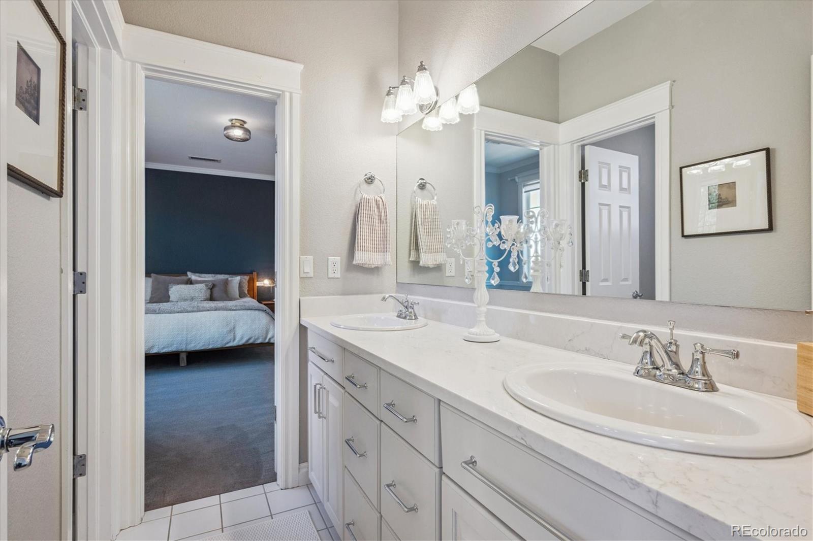 Englewood, Colorado, 80111, United States, 5 Bedrooms Bedrooms, ,6 BathroomsBathrooms,Residential,Active,1992207