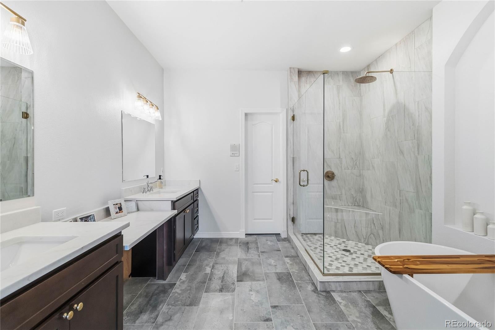 Colorado Springs, Colorado, 80908, United States, 9 Bedrooms Bedrooms, ,6 BathroomsBathrooms,Residential,Active,2015791