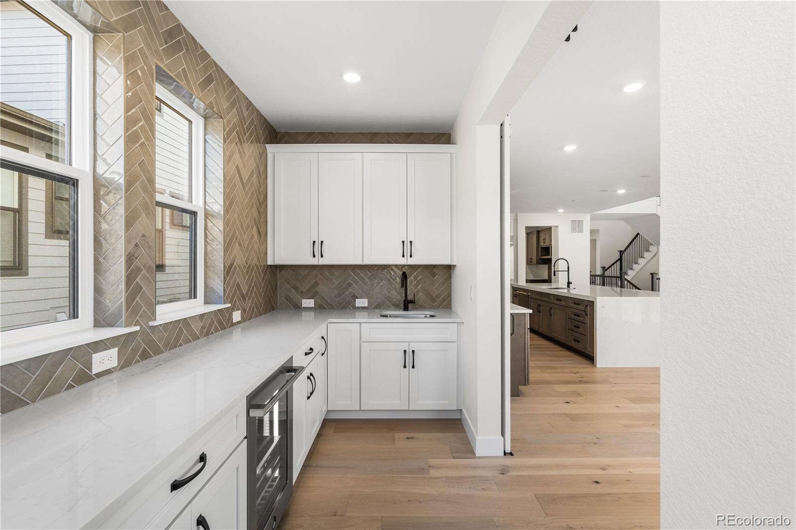 Lone Tree, Colorado, 80134, United States, 6 Bedrooms Bedrooms, ,7 BathroomsBathrooms,Residential,Active,1952989