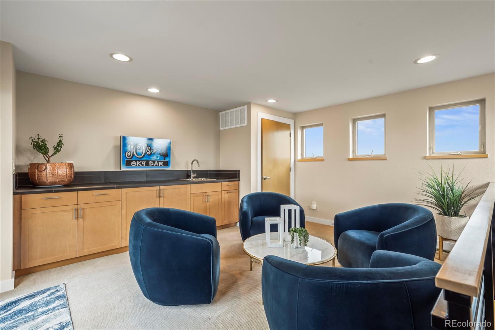 Boulder, Colorado, 80301, United States, 5 Bedrooms Bedrooms, ,4 BathroomsBathrooms,Residential,Pending,1944064