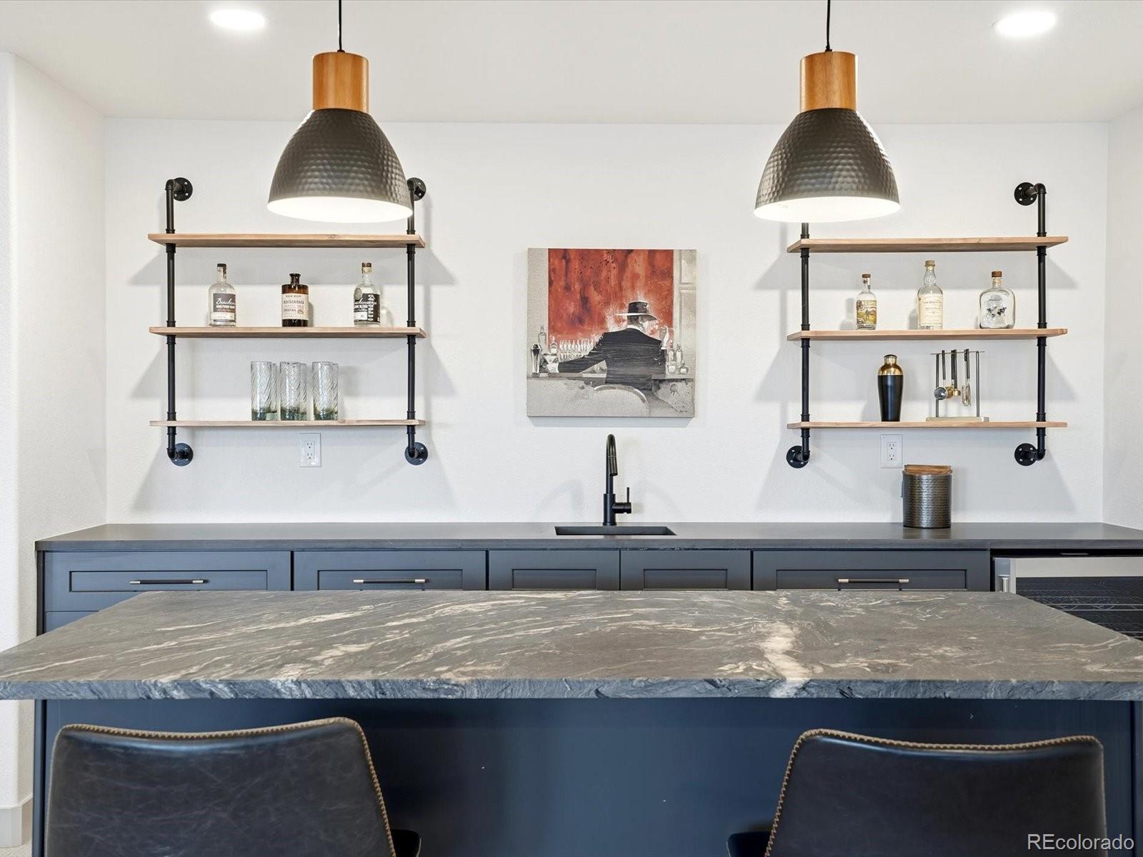 Highlands Ranch, Colorado, 80126, United States, 4 Bedrooms Bedrooms, ,3 BathroomsBathrooms,Residential,Active,2007002