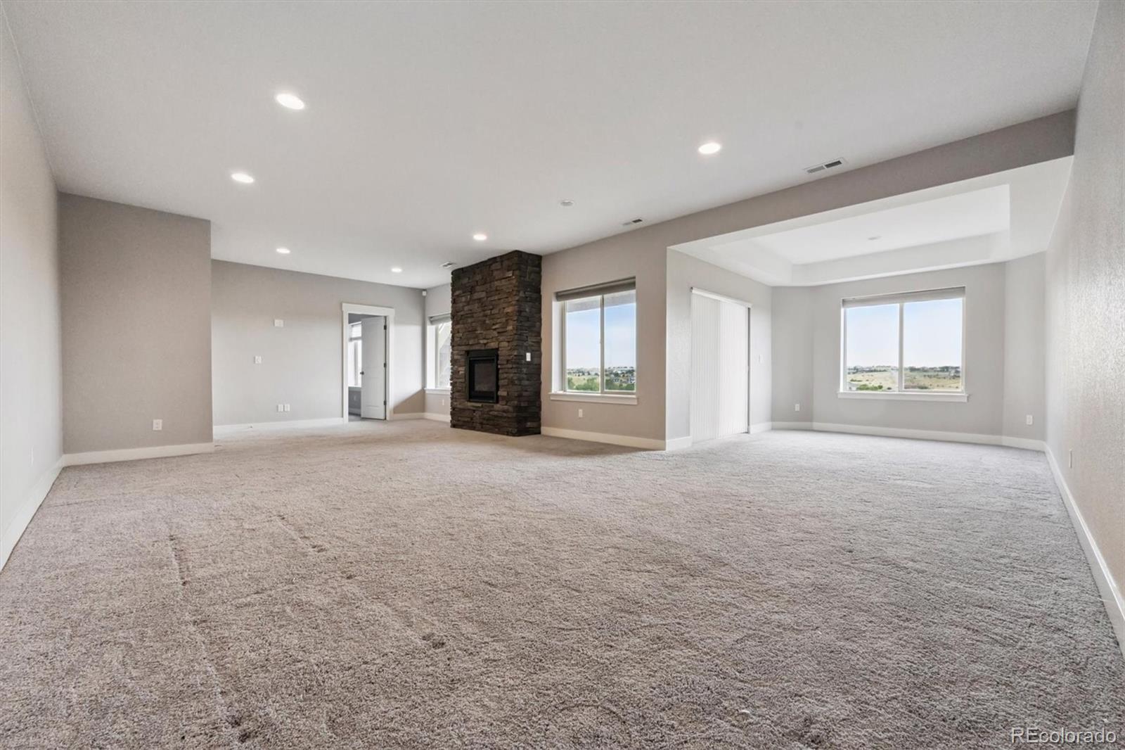 Parker, Colorado, 80138, United States, 5 Bedrooms Bedrooms, ,4 BathroomsBathrooms,Residential,Active,1914585