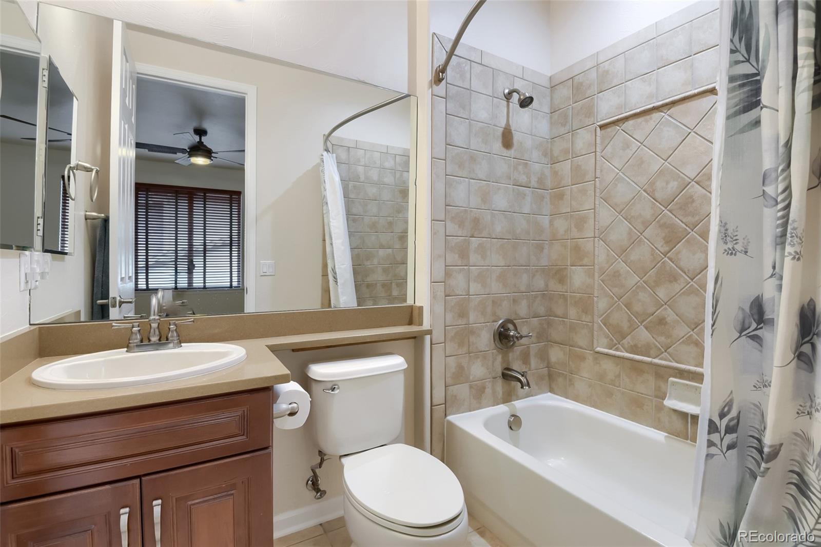 Aurora, Colorado, 80016, United States, 5 Bedrooms Bedrooms, ,5 BathroomsBathrooms,Residential,Active,2044149