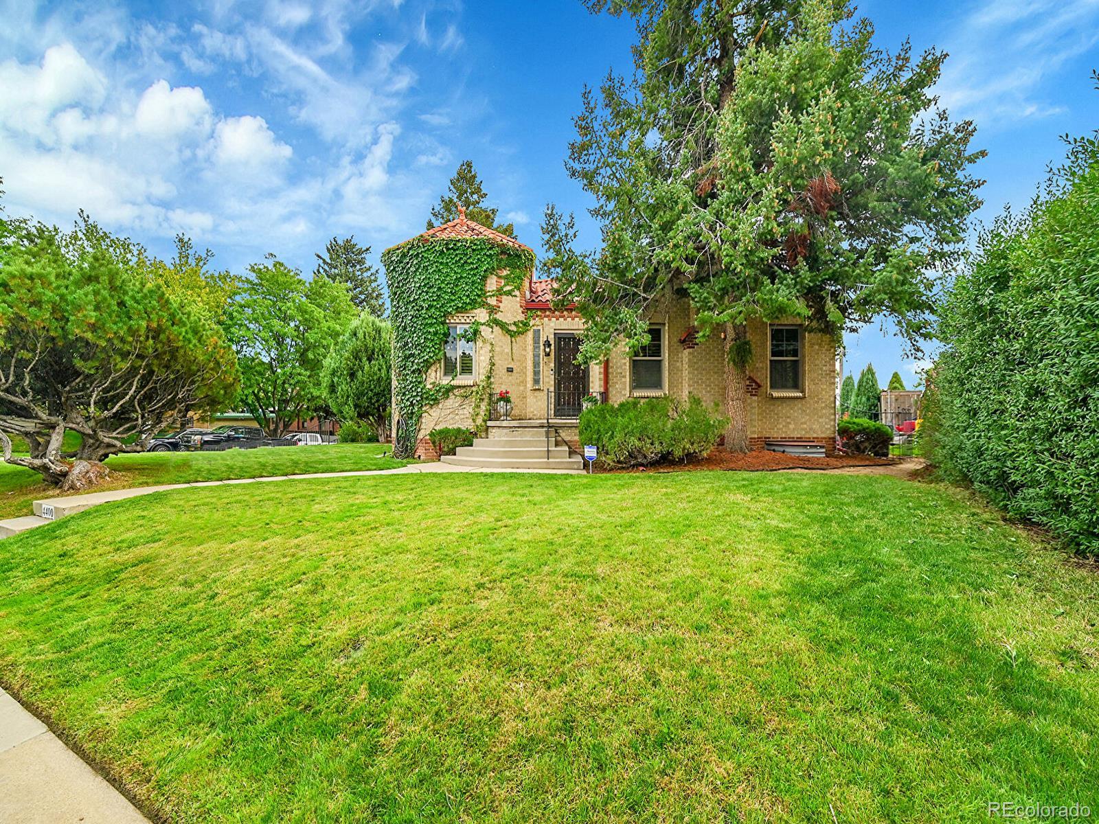 Denver, Colorado, 80212, United States, 4 Bedrooms Bedrooms, ,3 BathroomsBathrooms,Residential,Active,1946316