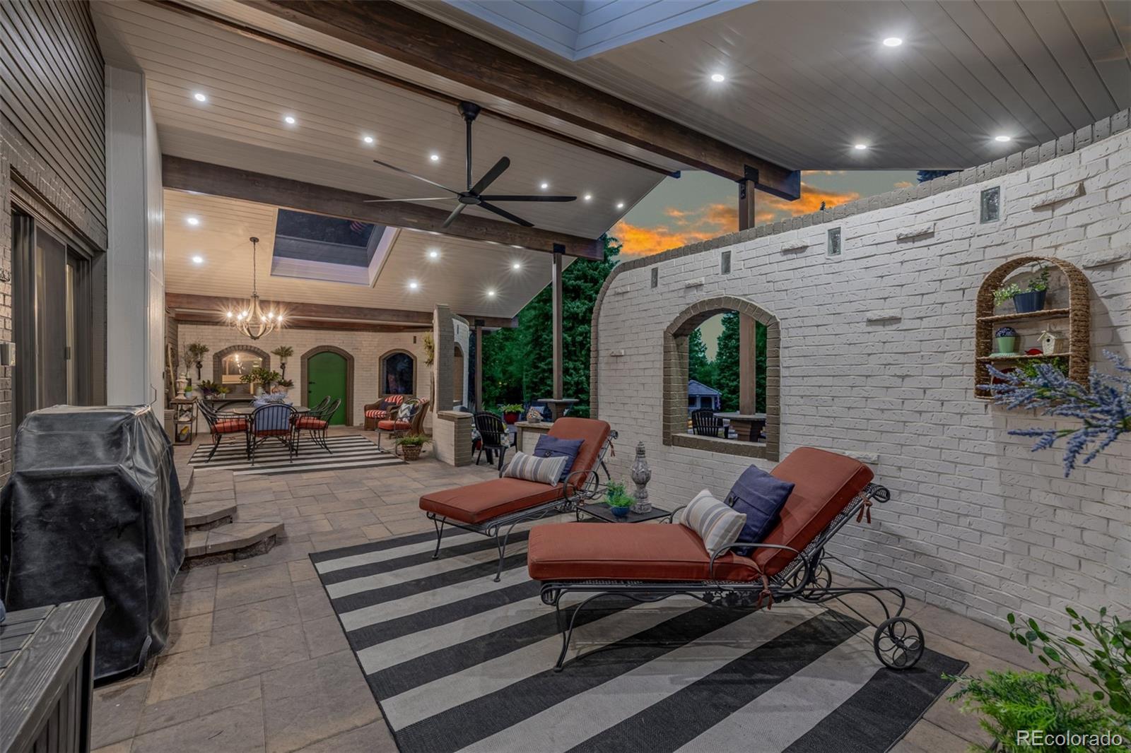 Greenwood Village, Colorado, 80121, United States, 4 Bedrooms Bedrooms, ,5 BathroomsBathrooms,Residential,Active,1888462