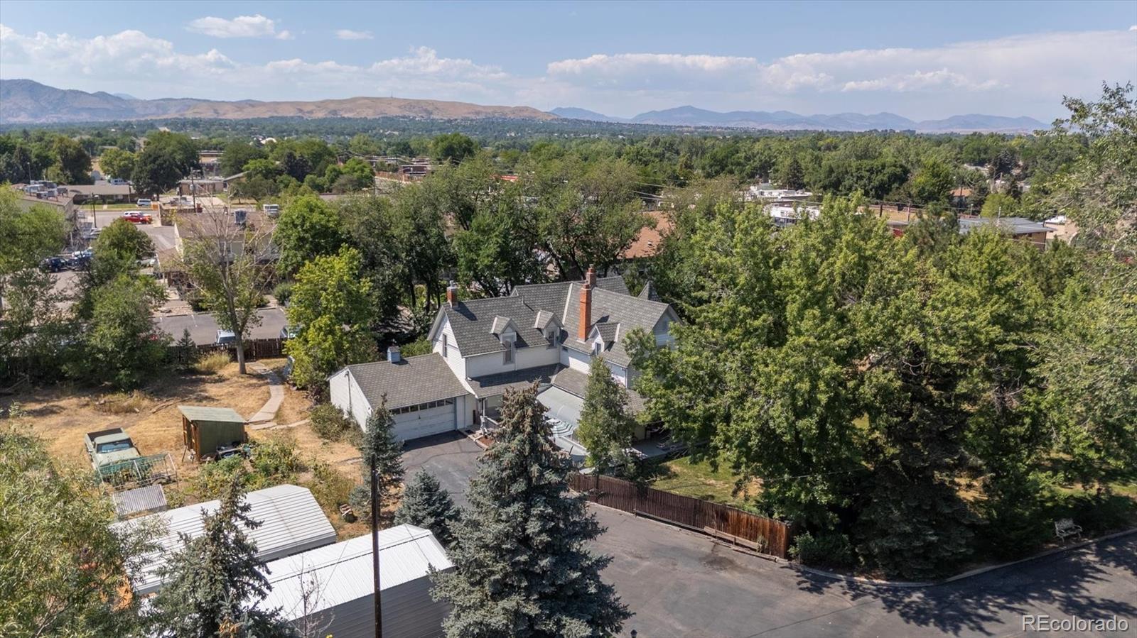 Lakewood, Colorado, 80232, United States, 4 Bedrooms Bedrooms, ,3 BathroomsBathrooms,Residential,Active,1929429