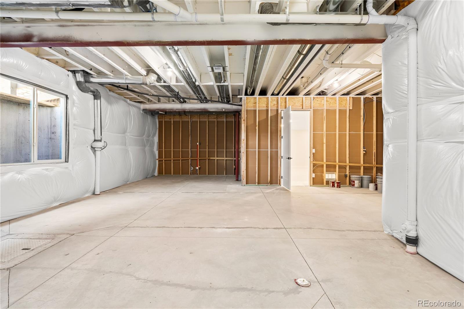 Castle Pines, Colorado, 80108, United States, 7 Bedrooms Bedrooms, ,7 BathroomsBathrooms,Residential,Active,1889020