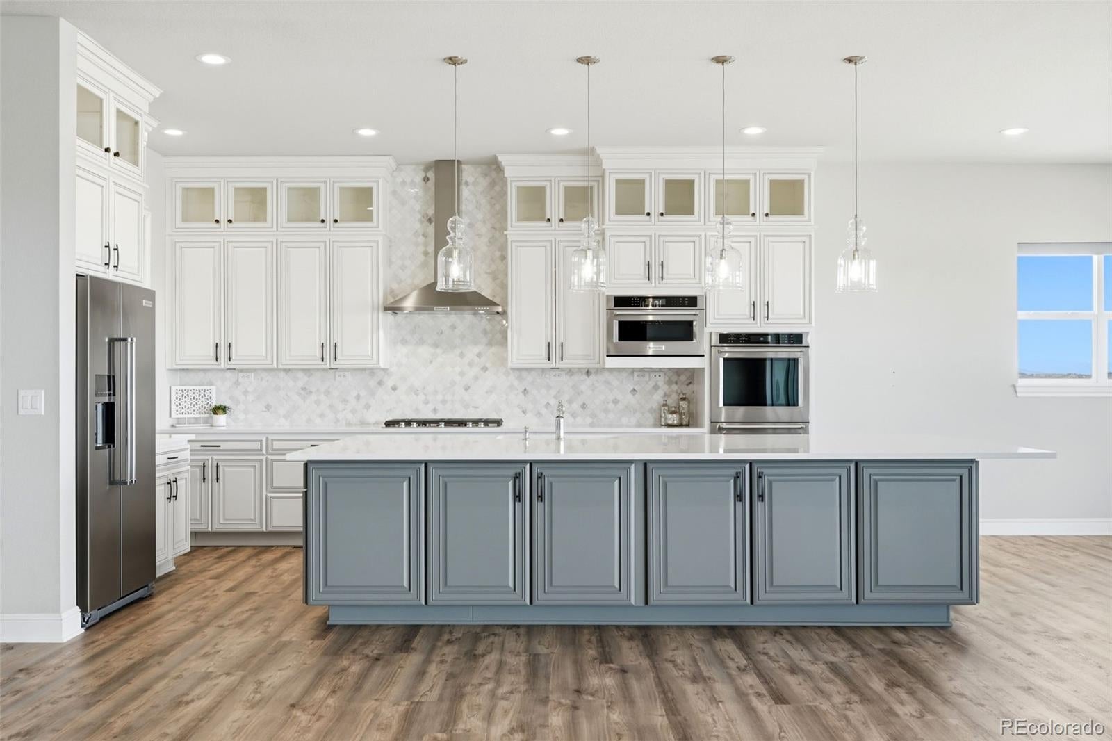 Castle Rock, Colorado, 80104, United States, 3 Bedrooms Bedrooms, ,3 BathroomsBathrooms,Residential,Active,2013637