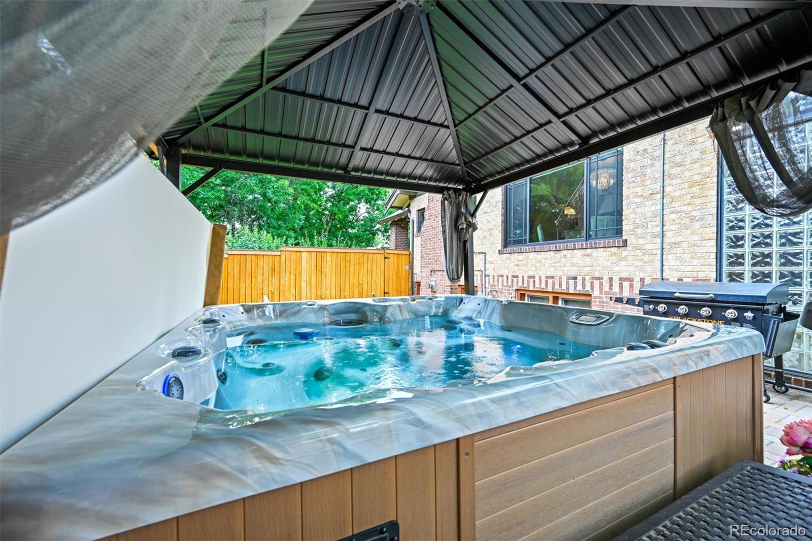 Denver, Colorado, 80210, United States, 3 Bedrooms Bedrooms, ,3 BathroomsBathrooms,Residential,Active,1892614