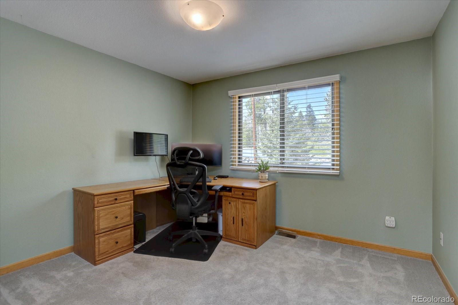 Conifer, Colorado, 80433, United States, 4 Bedrooms Bedrooms, ,3 BathroomsBathrooms,Residential,Active,1795699