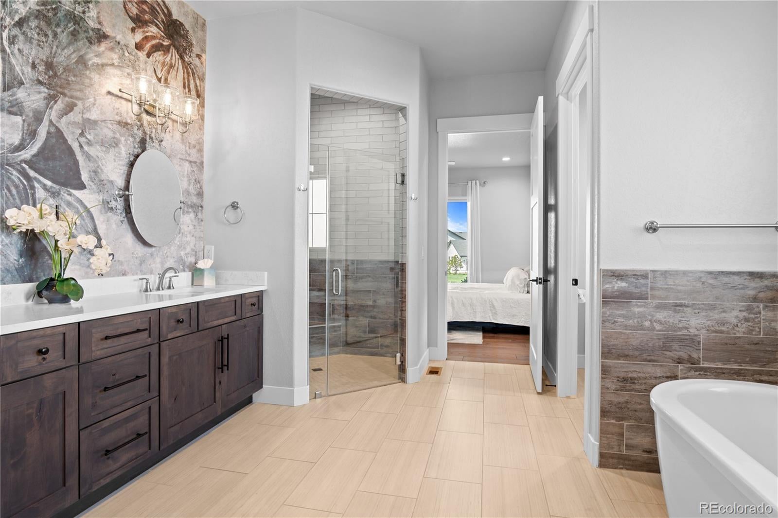 Franktown, Colorado, 80116, United States, 5 Bedrooms Bedrooms, ,6 BathroomsBathrooms,Residential,Active,1811101