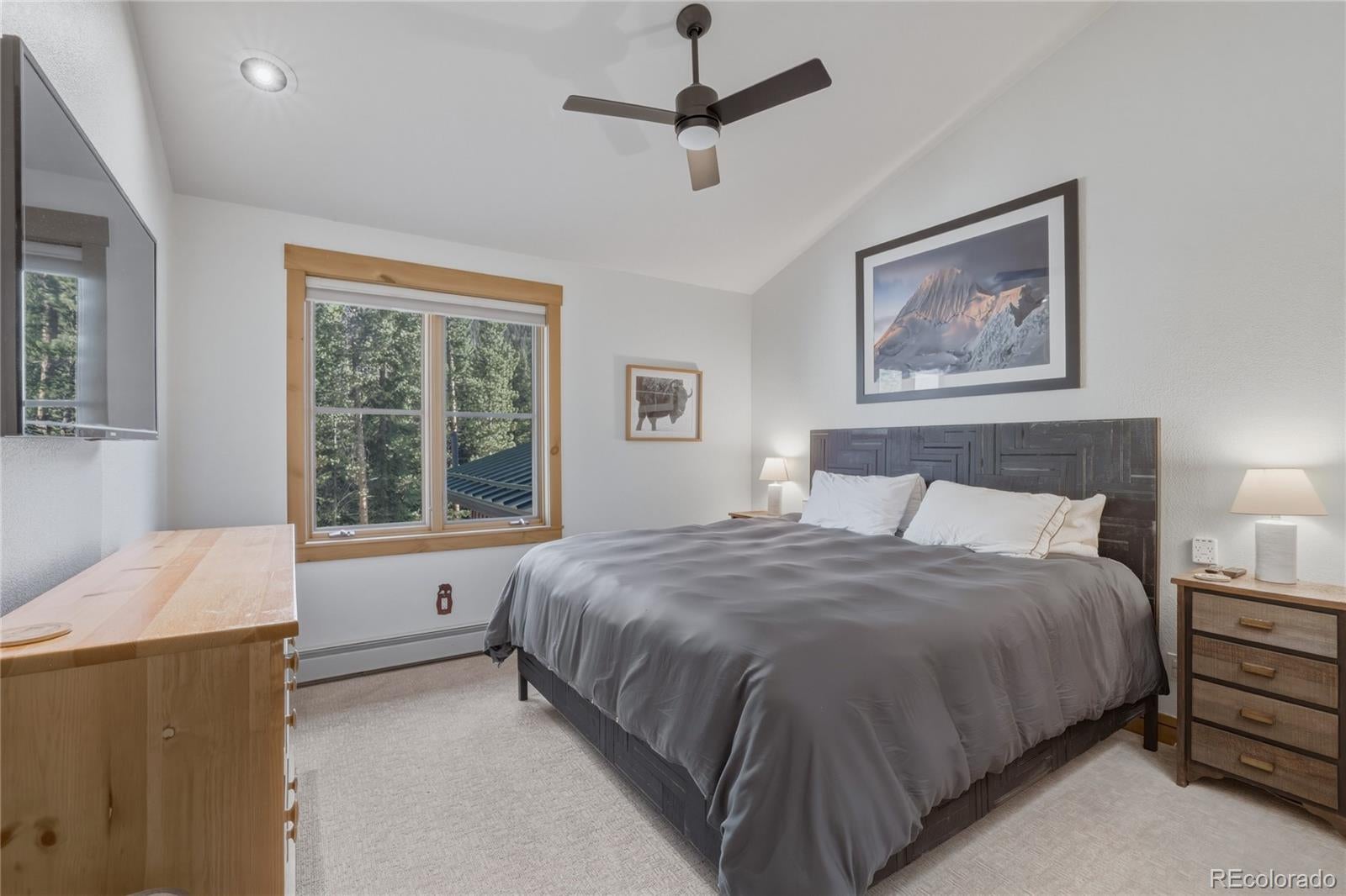 Dillon, Colorado, 80435, United States, 2 Bedrooms Bedrooms, ,3 BathroomsBathrooms,Residential,Active,2051972