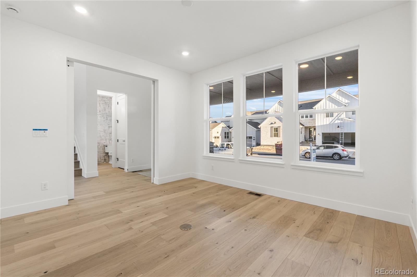 Castle Pines, Colorado, 80108, United States, 6 Bedrooms Bedrooms, ,6 BathroomsBathrooms,Residential,Active,1992297