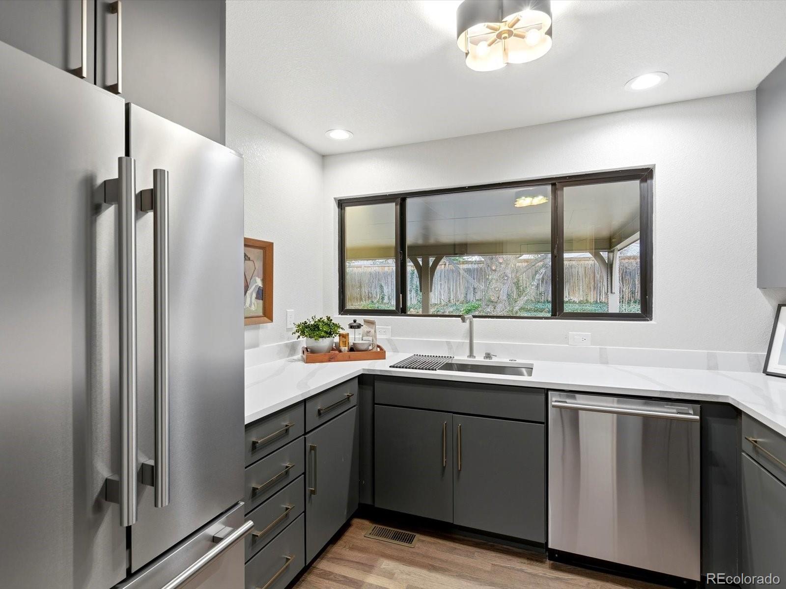 Englewood, Colorado, 80113, United States, 4 Bedrooms Bedrooms, ,5 BathroomsBathrooms,Residential,Active,2006786