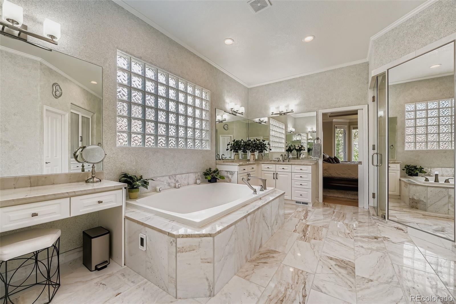 Centennial, Colorado, 80015, United States, 6 Bedrooms Bedrooms, ,6 BathroomsBathrooms,Residential,Active,1945854