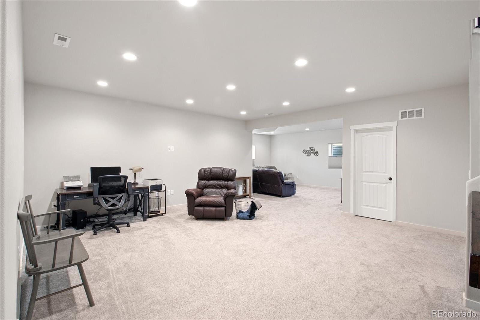 Monument, Colorado, 80132, United States, 4 Bedrooms Bedrooms, ,4 BathroomsBathrooms,Residential,Active,2007621