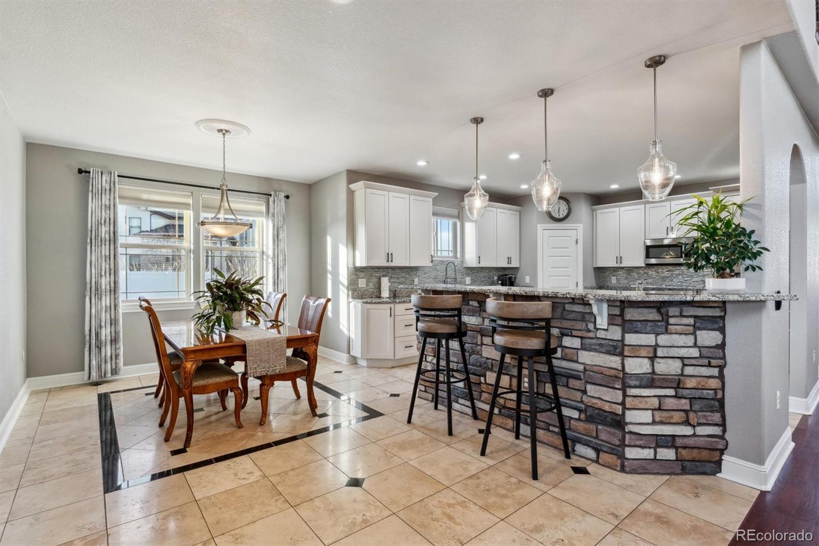 Brighton, Colorado, 80602, United States, 7 Bedrooms Bedrooms, ,5 BathroomsBathrooms,Residential,Active,2010194