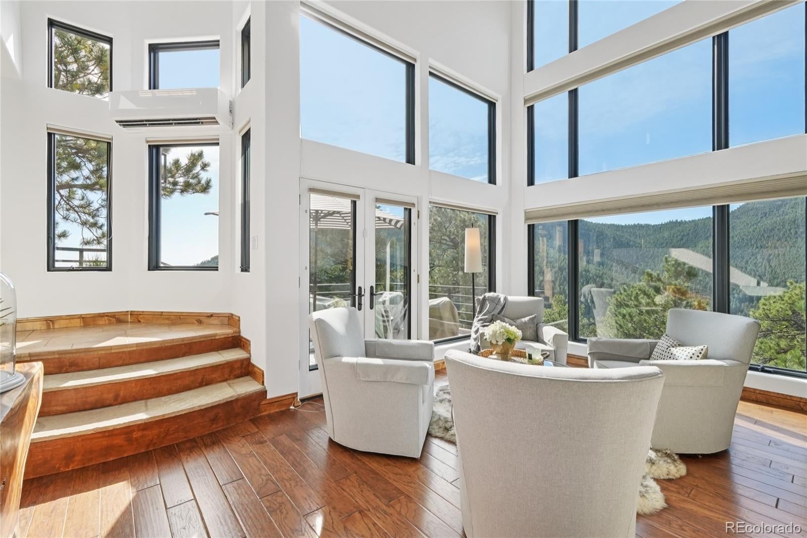 Manitou Springs, Colorado, 80829, United States, 4 Bedrooms Bedrooms, ,4 BathroomsBathrooms,Residential,Active,1943824