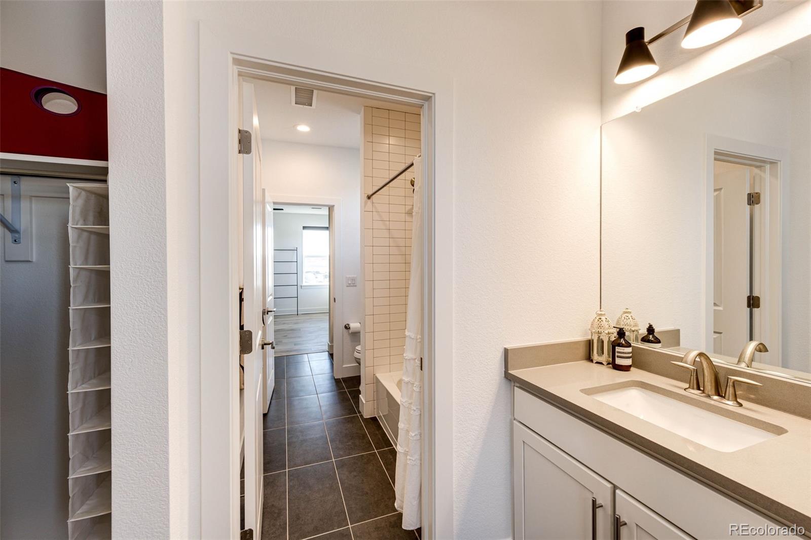 Castle Rock, Colorado, 80104, United States, 4 Bedrooms Bedrooms, ,4 BathroomsBathrooms,Residential,Active,2001365