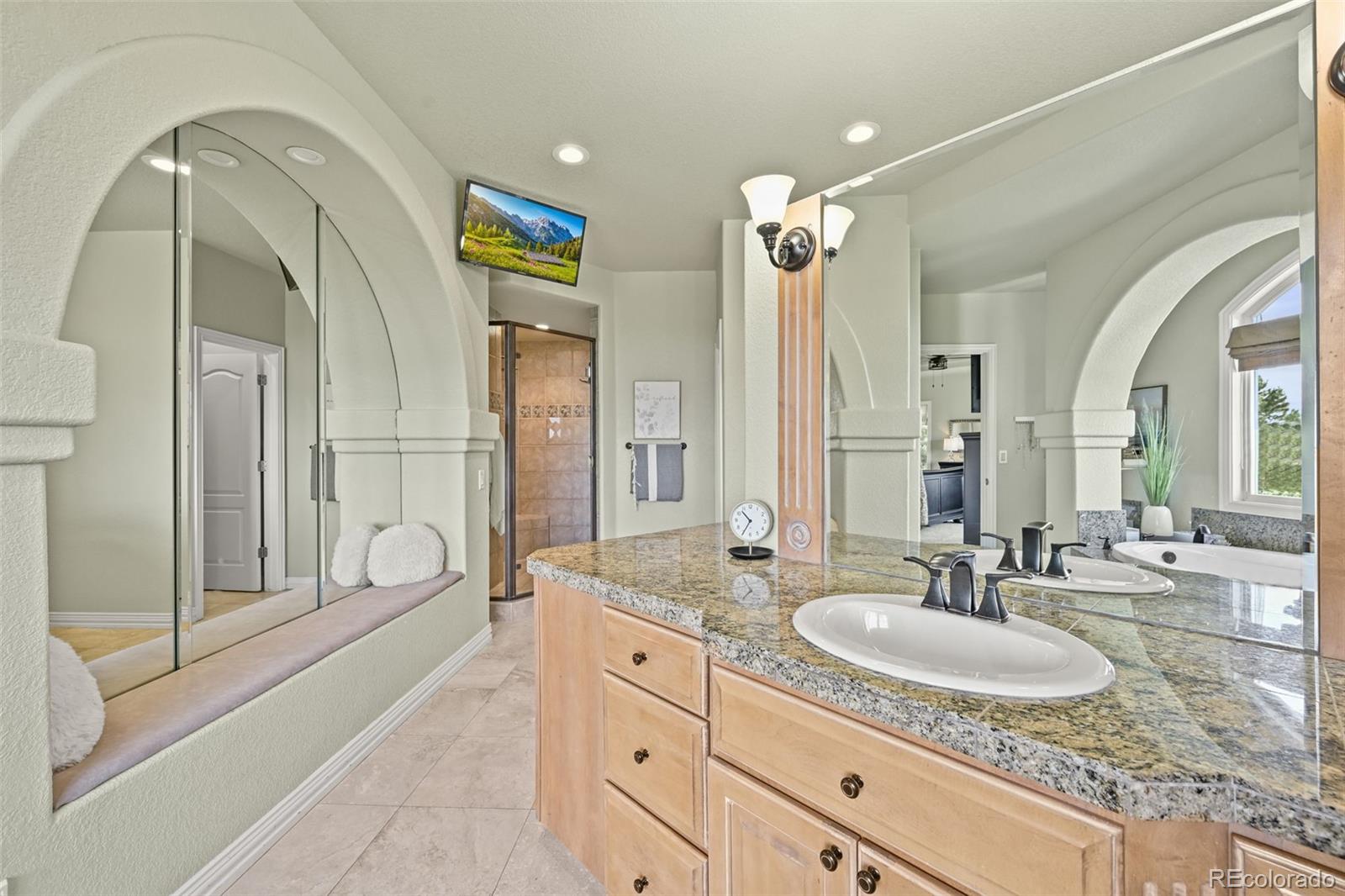 Castle Rock, Colorado, 80108, United States, 5 Bedrooms Bedrooms, ,5 BathroomsBathrooms,Residential,Active,1929658