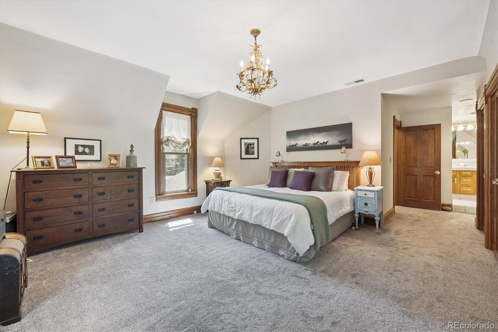 Lakewood, Colorado, 80232, United States, 4 Bedrooms Bedrooms, ,3 BathroomsBathrooms,Residential,Active,1929429