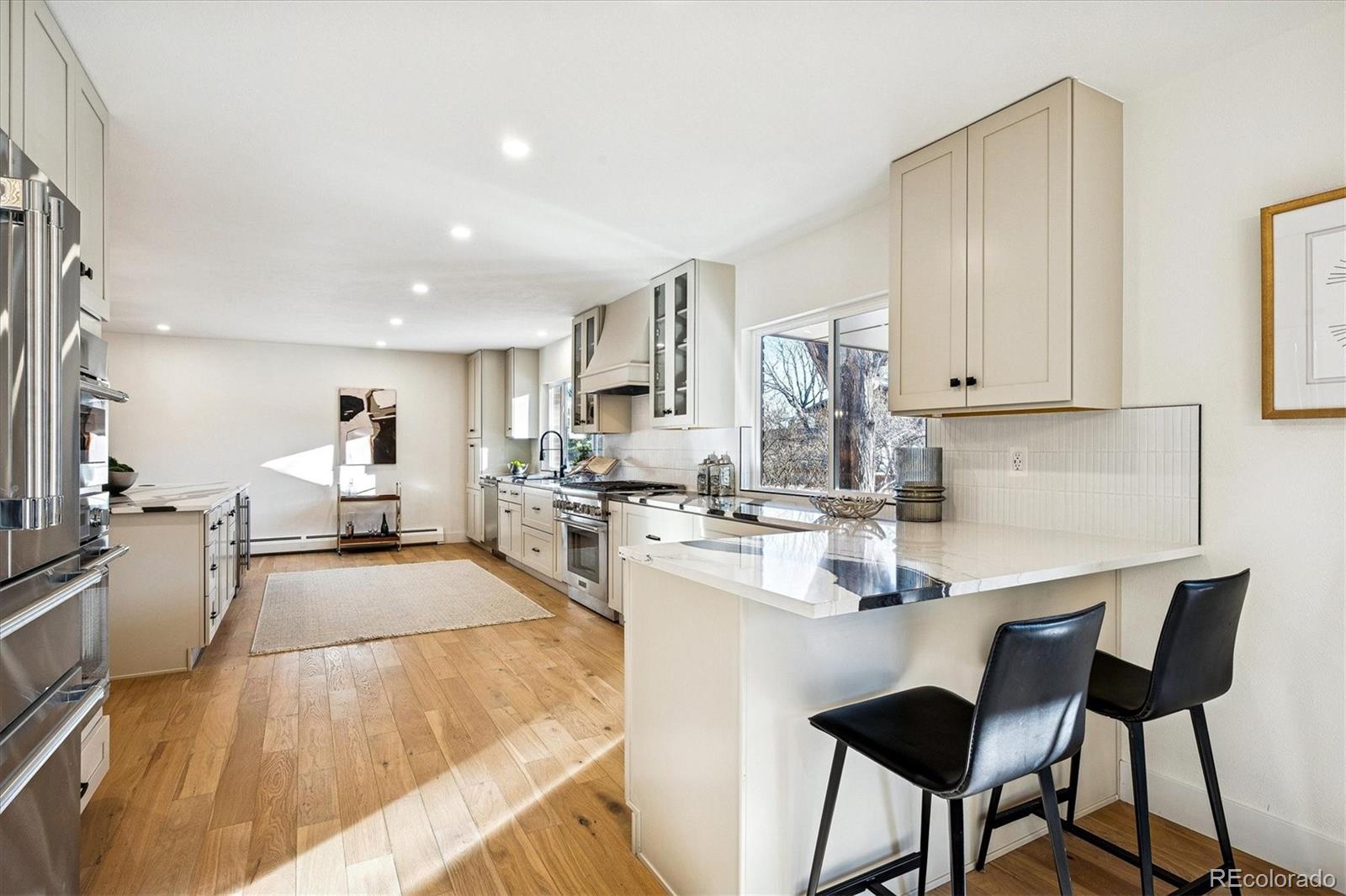 Denver, Colorado, 80237, United States, 5 Bedrooms Bedrooms, ,4 BathroomsBathrooms,Residential,Active,2008256