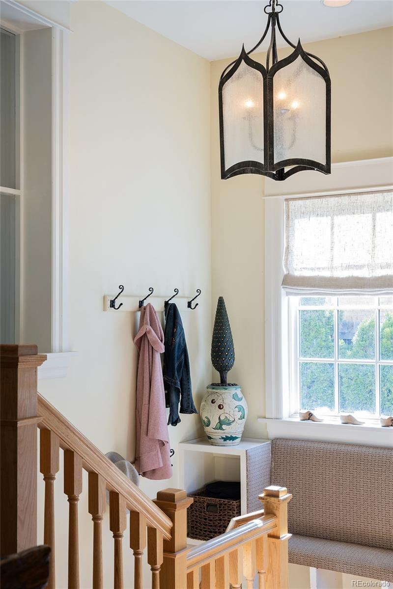 Denver, Colorado, 80220, United States, 5 Bedrooms Bedrooms, ,3 BathroomsBathrooms,Residential,Active,1973553