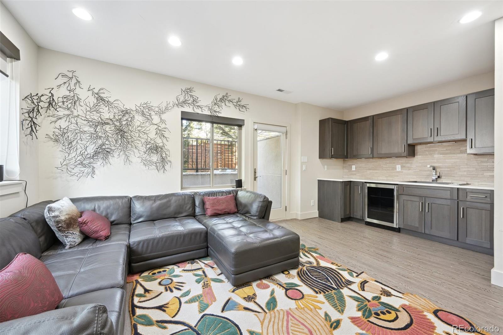 Boulder, Colorado, 80302, United States, 5 Bedrooms Bedrooms, ,6 BathroomsBathrooms,Residential,Active,1944020