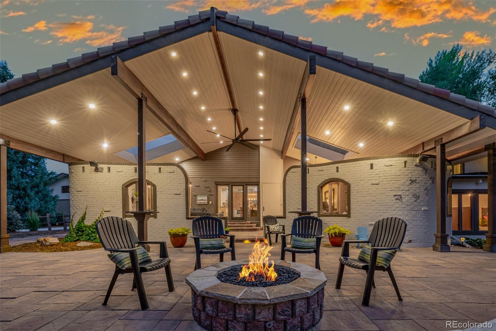 Greenwood Village, Colorado, 80121, United States, 4 Bedrooms Bedrooms, ,5 BathroomsBathrooms,Residential,Active,1888462