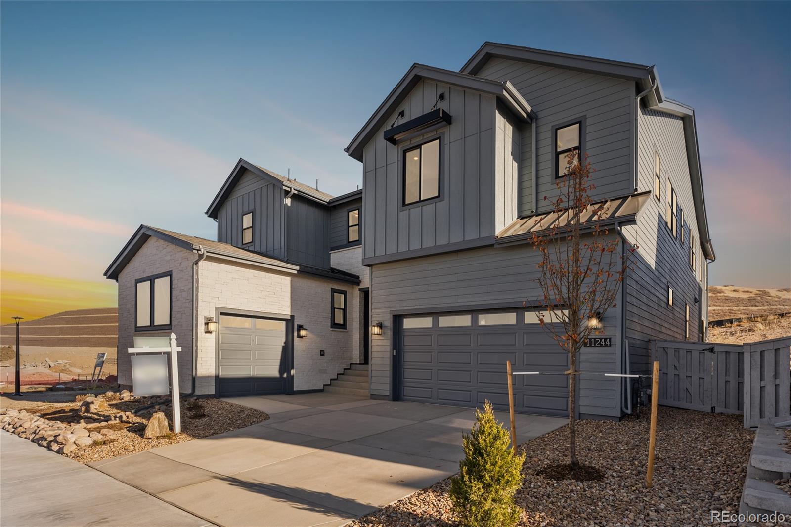 Lone Tree, Colorado, 80134, United States, 6 Bedrooms Bedrooms, ,7 BathroomsBathrooms,Residential,Active,1952989