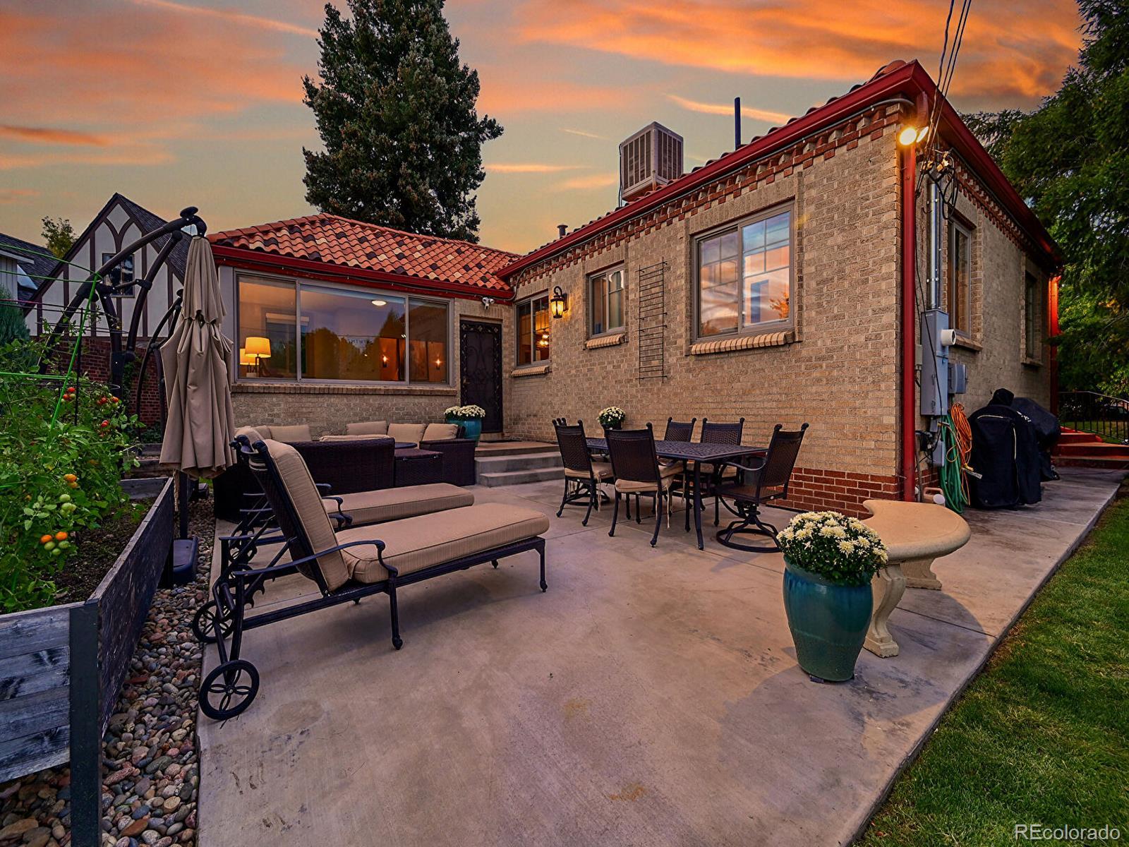 Denver, Colorado, 80212, United States, 4 Bedrooms Bedrooms, ,3 BathroomsBathrooms,Residential,Active,1946316