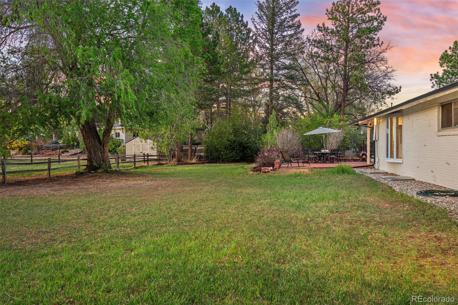 Littleton, Colorado, 80123, United States, 4 Bedrooms Bedrooms, ,3 BathroomsBathrooms,Residential,Active,2045011