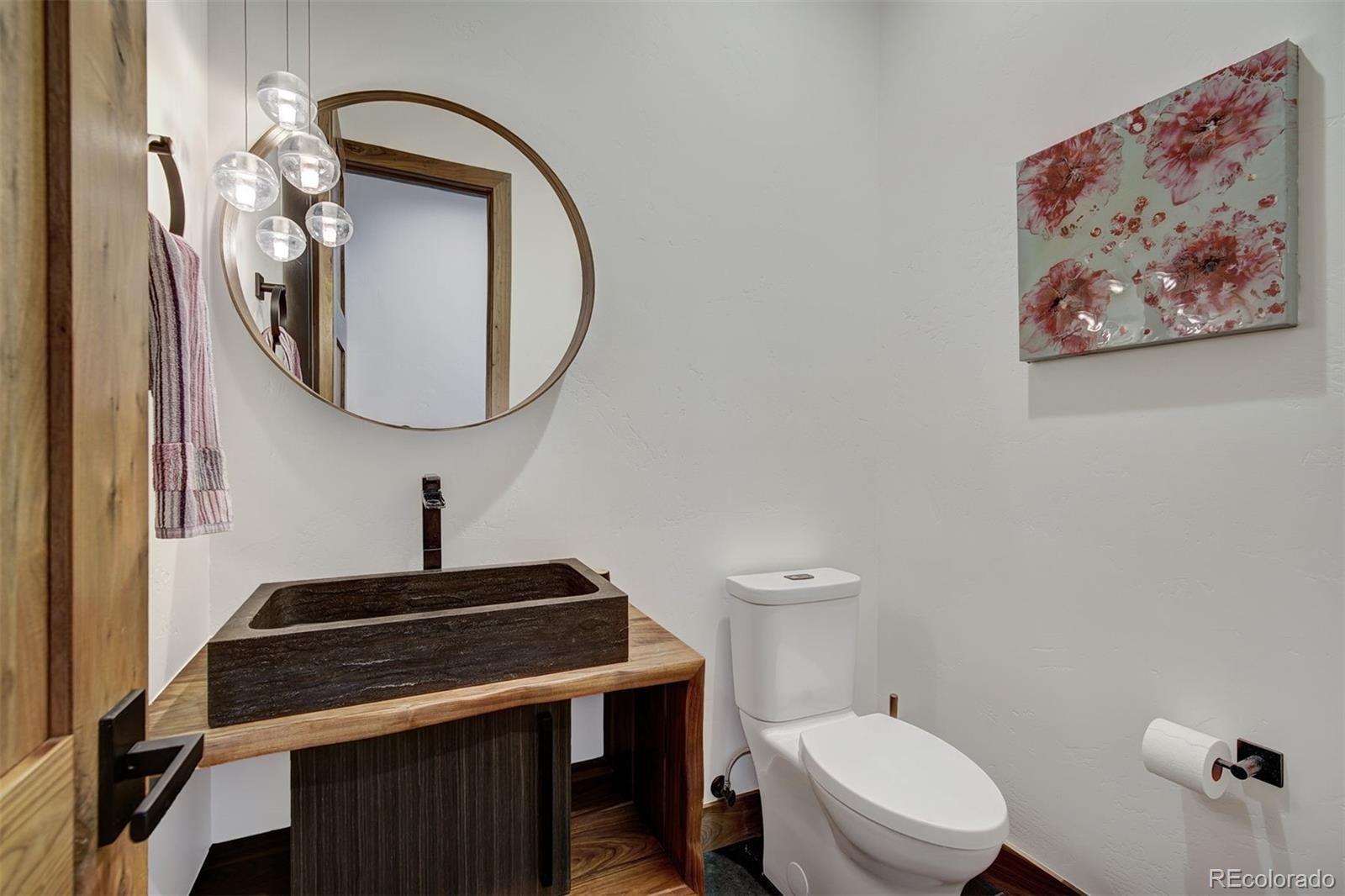 Silverthorne, Colorado, 80498, United States, ,7 BathroomsBathrooms,Residential,Active,1761673
