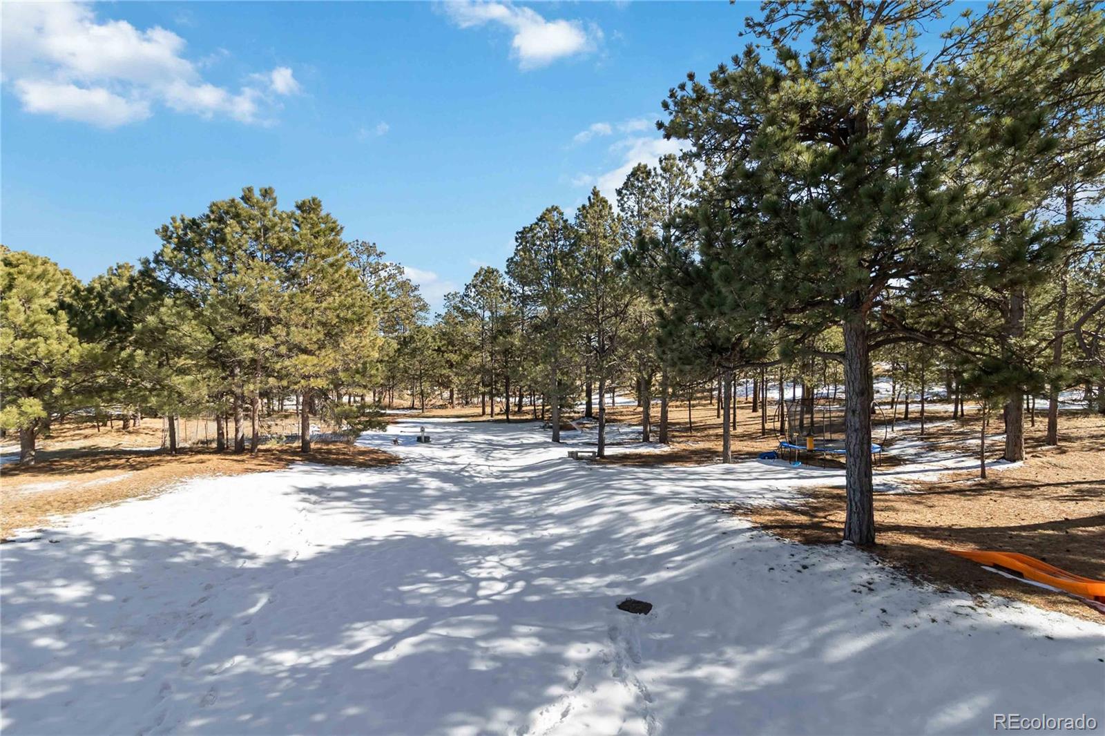 Colorado Springs, Colorado, 80908, United States, 9 Bedrooms Bedrooms, ,6 BathroomsBathrooms,Residential,Active,2015791