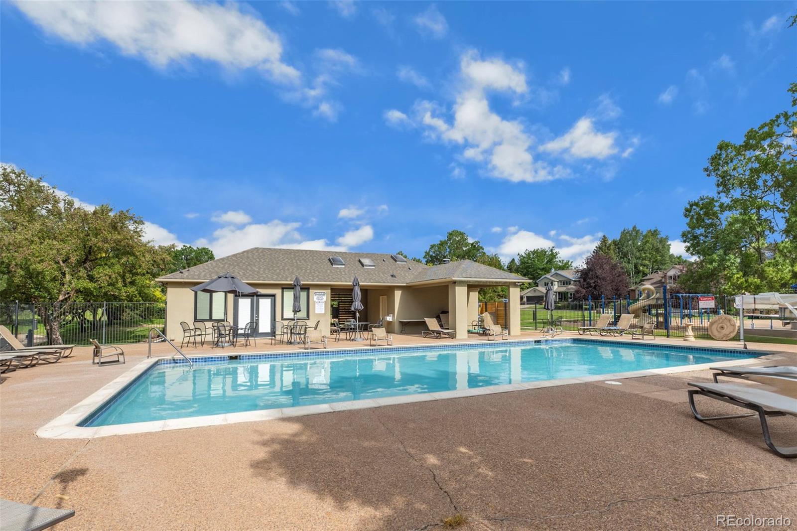 Boulder, Colorado, 80301, United States, 6 Bedrooms Bedrooms, ,4 BathroomsBathrooms,Residential,Active,1944048