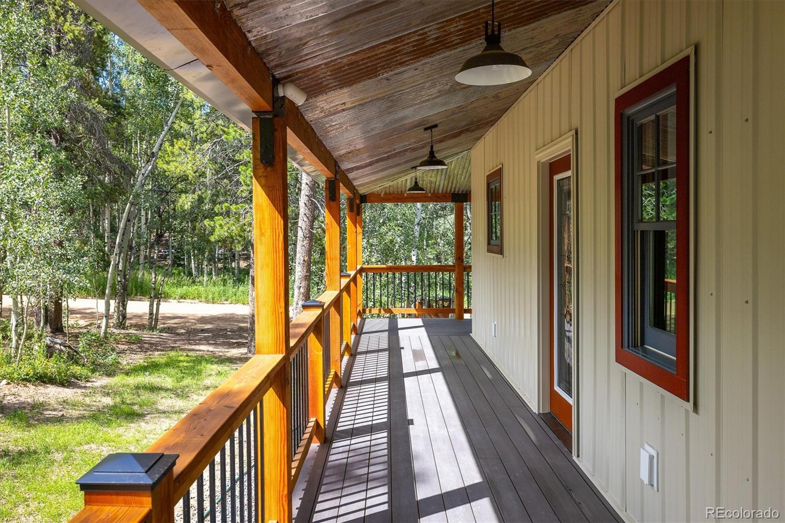 Golden, Colorado, 80403, United States, 2 Bedrooms Bedrooms, ,3 BathroomsBathrooms,Residential,Contingent,1889003