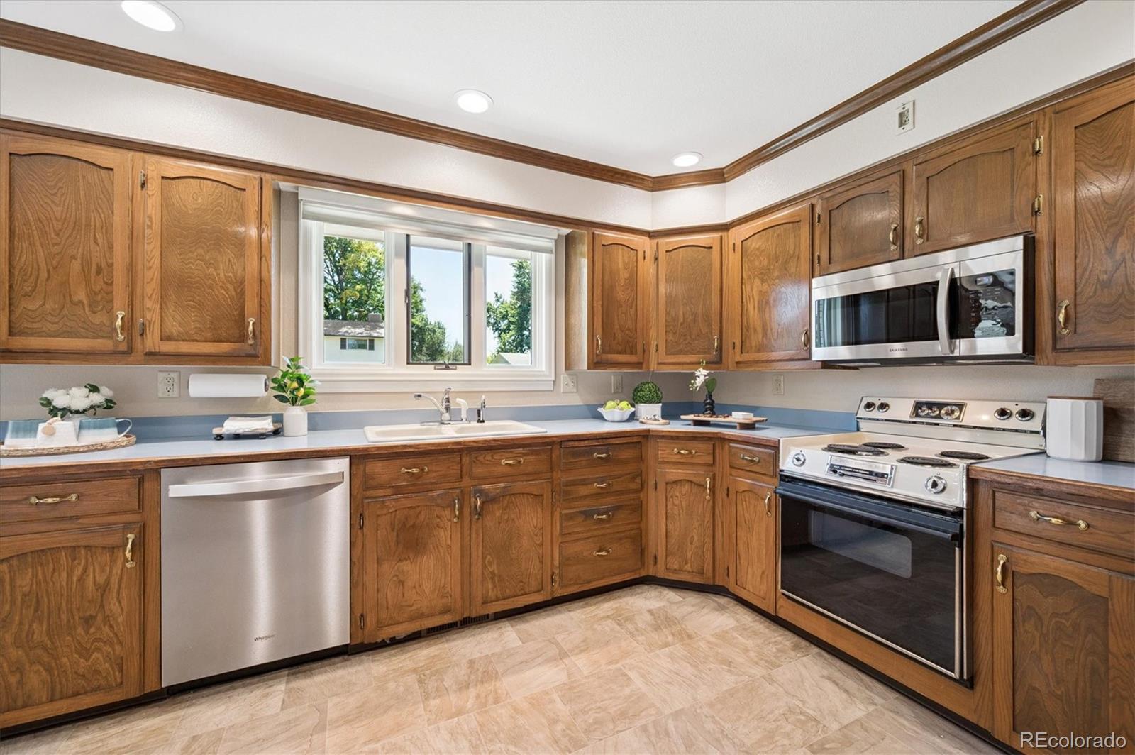 Lakewood, Colorado, 80214, United States, 5 Bedrooms Bedrooms, ,3 BathroomsBathrooms,Residential,Active,1945859