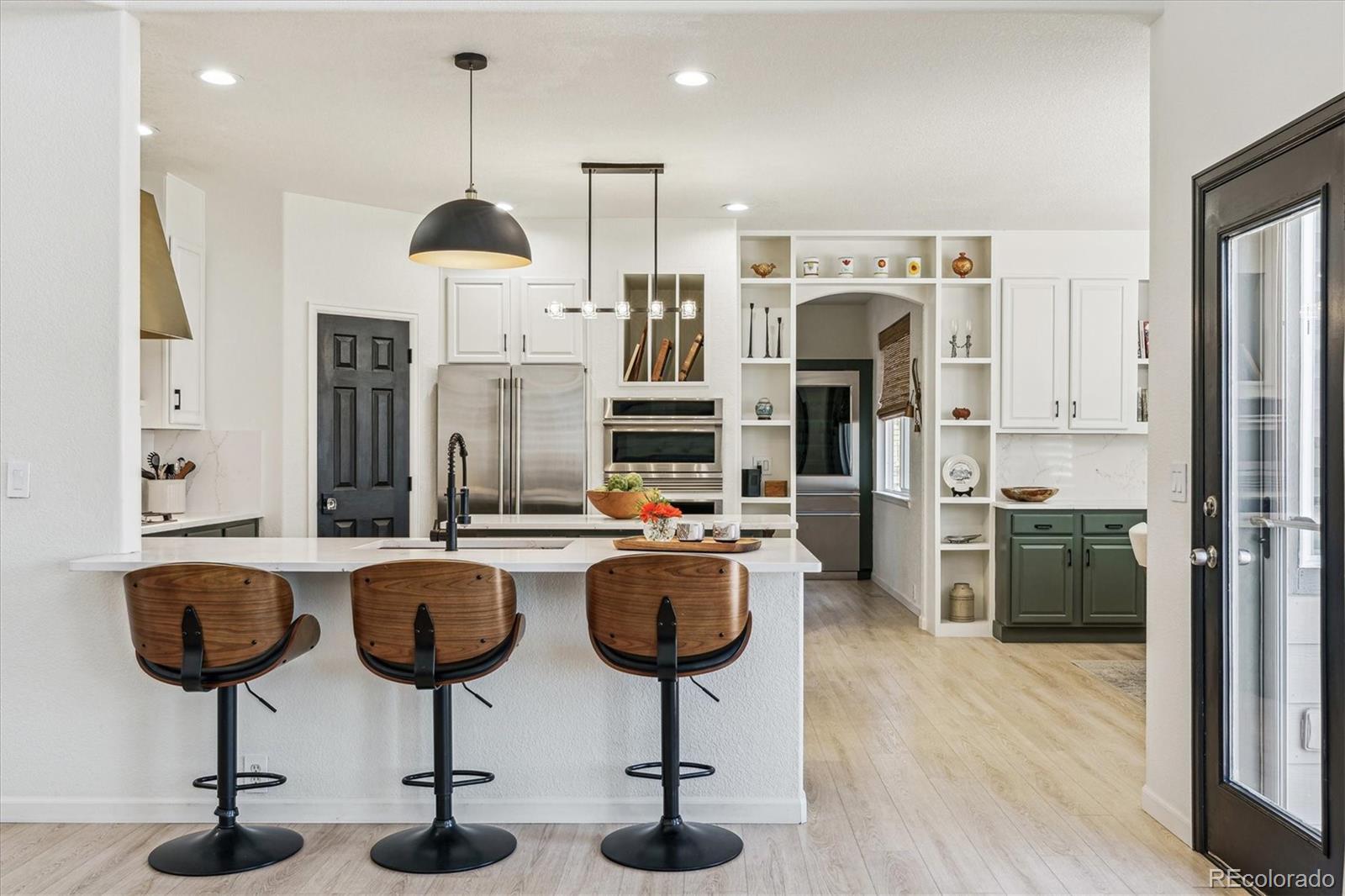 Castle Rock, Colorado, 80104, United States, 6 Bedrooms Bedrooms, ,5 BathroomsBathrooms,Residential,Active,1798044