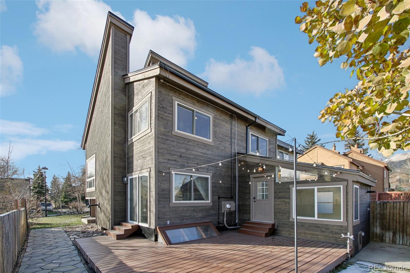 Silverthorne, Colorado, 80498, United States, 3 Bedrooms Bedrooms, ,2 BathroomsBathrooms,Residential,Active,1992542